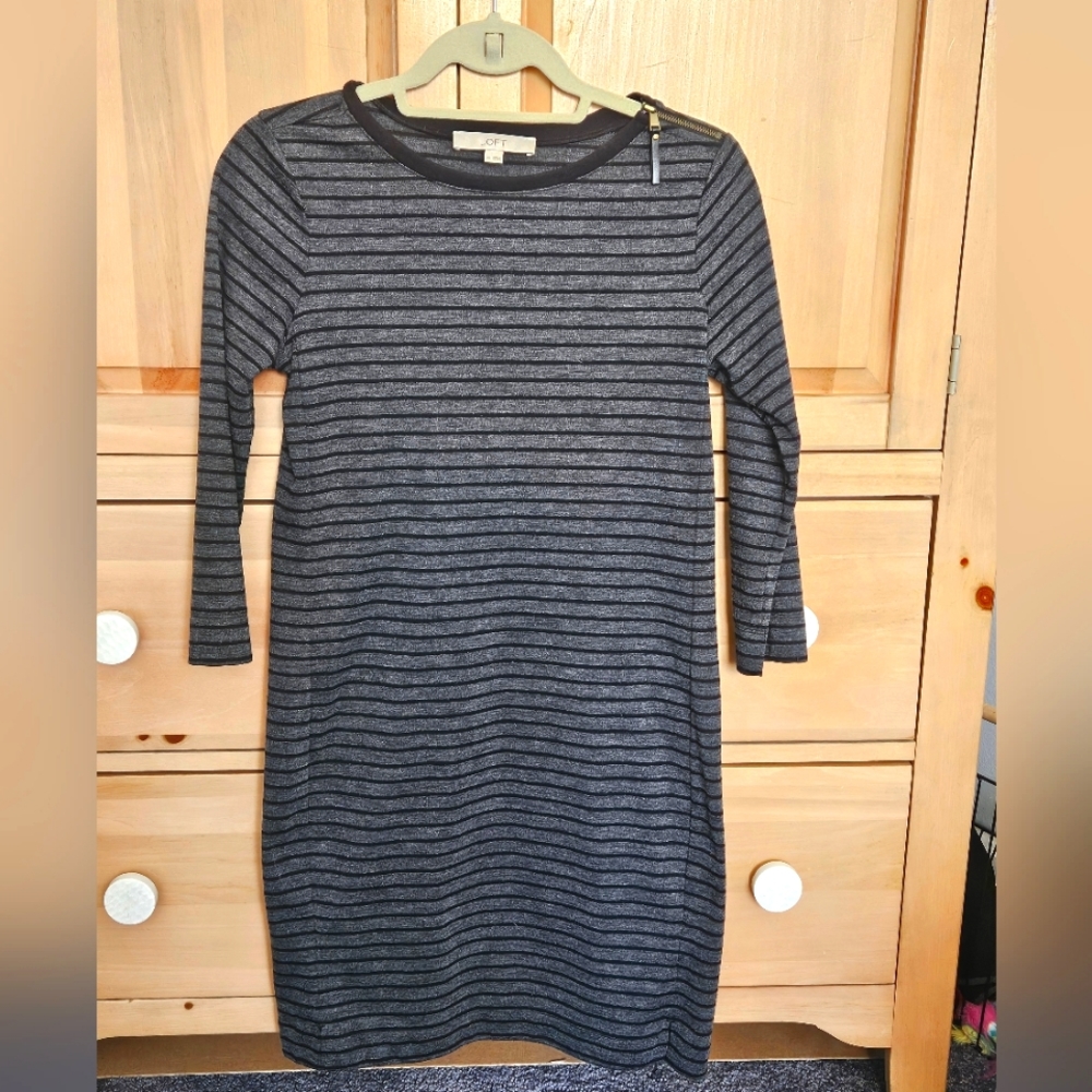 Loft black & grey comfy dress